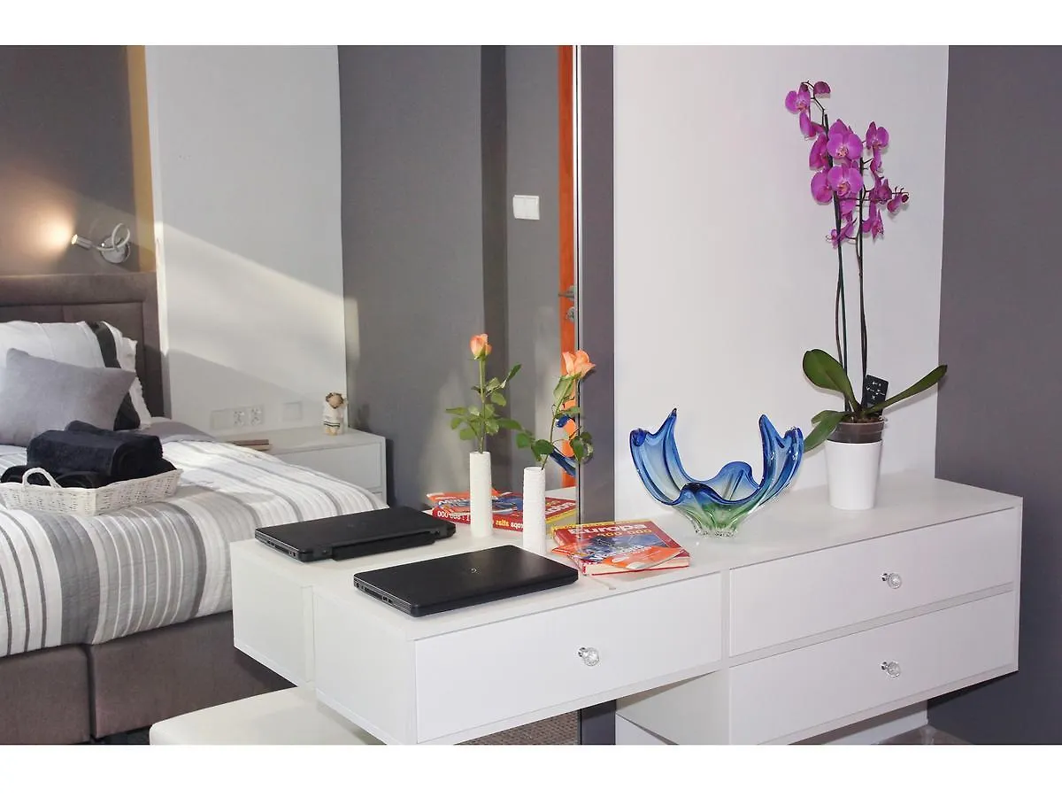 Kredytowa Warsaw Apartment
